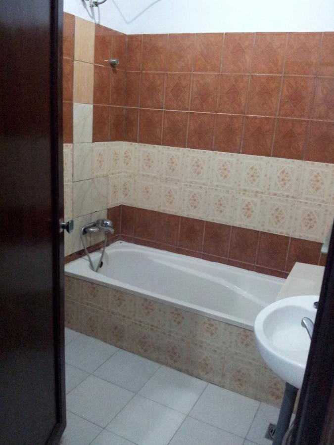 Hotel Lestari Гилиманук Екстериор снимка