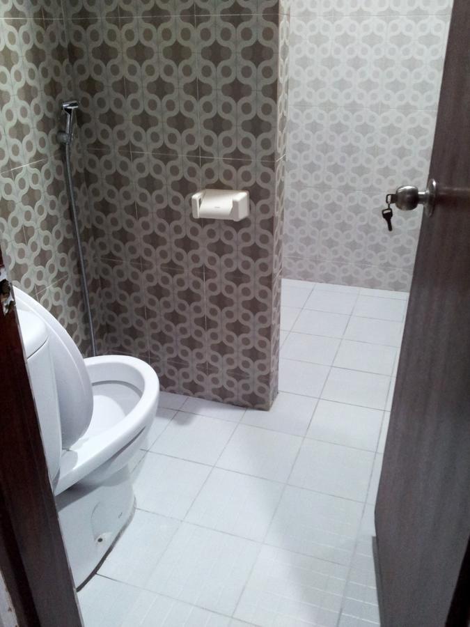 Hotel Lestari Гилиманук Екстериор снимка